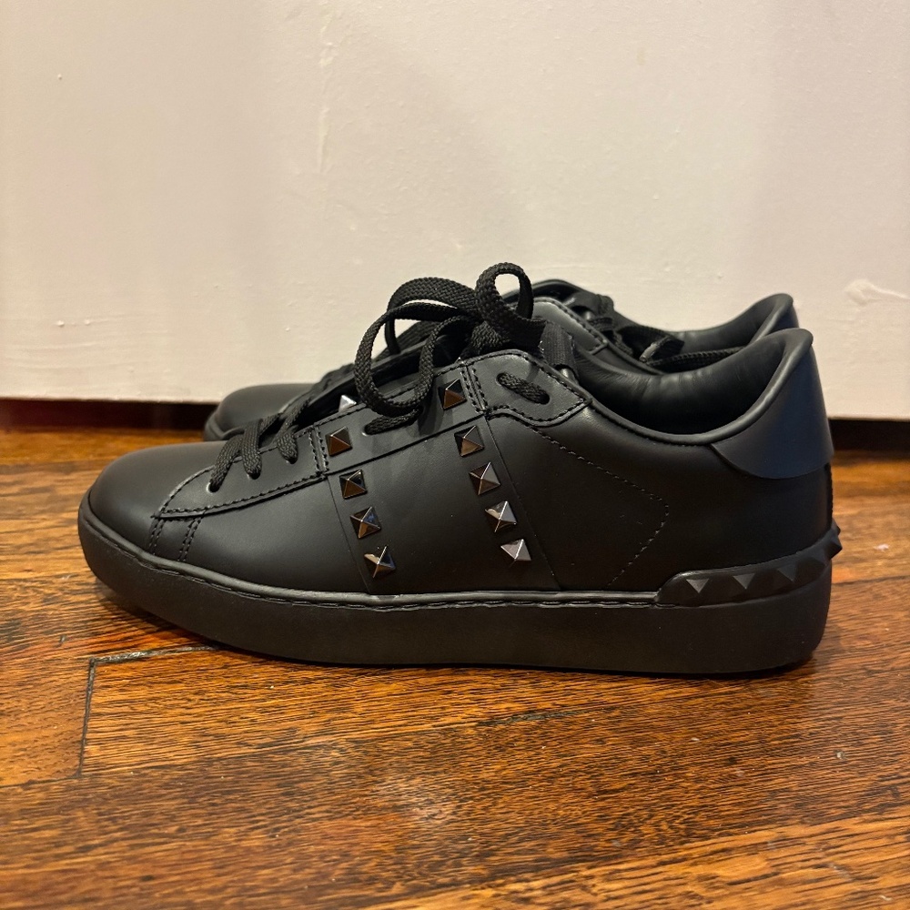 Valentino Garavani Rockstud Untitled Sneaker